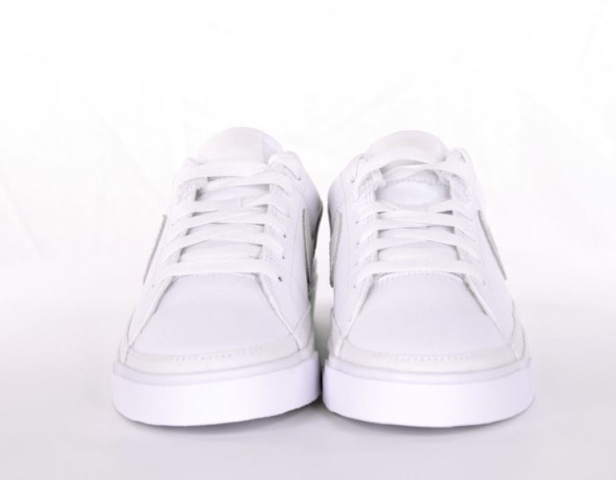 NIKE Nike Court Legacy Woman Sneaker Low Top Weis S21 Dn5053/100 White/Sail Schnurer